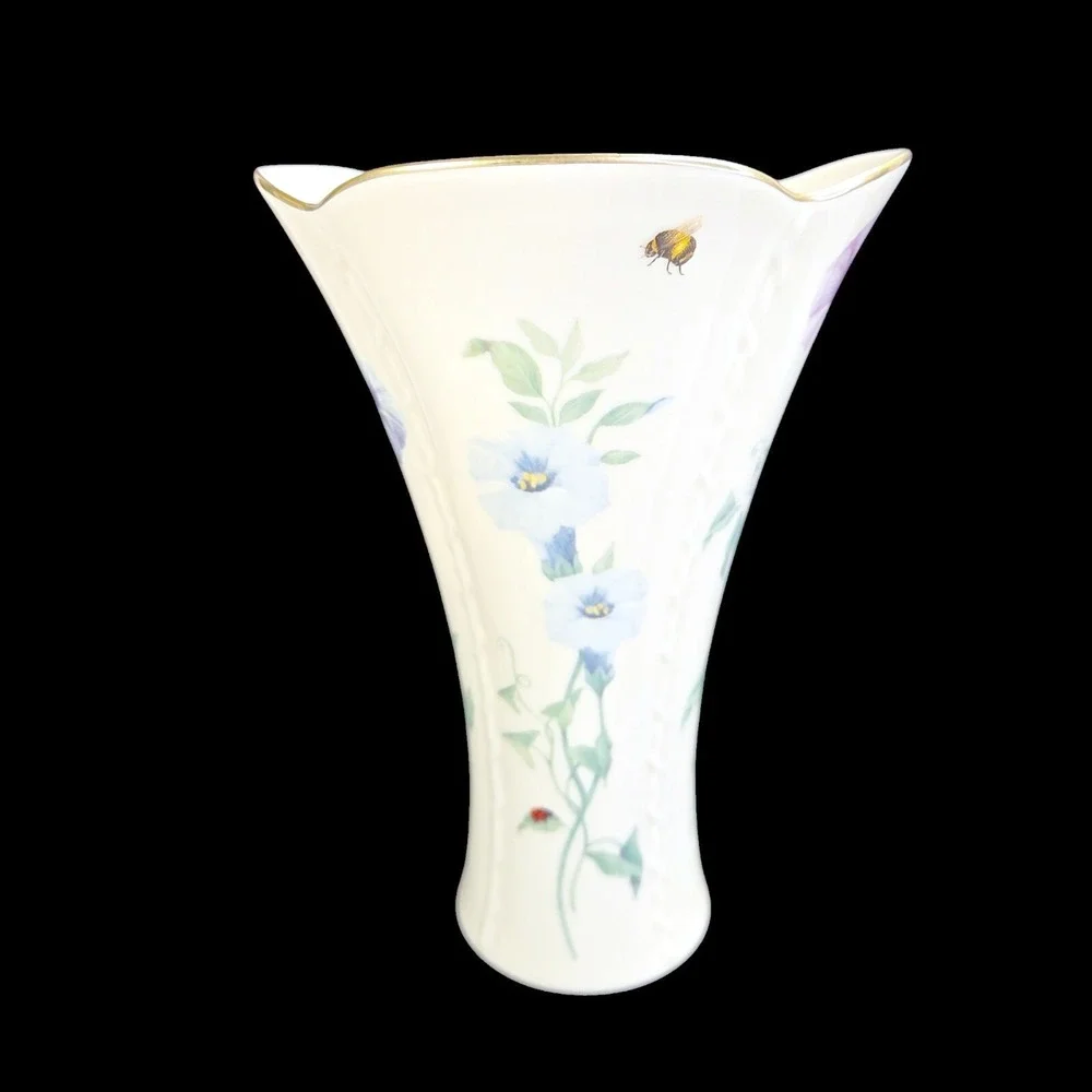 Lenox Morningside Cottage Vase Morning Glory Flowers Bees Ladybugs Gold Trim